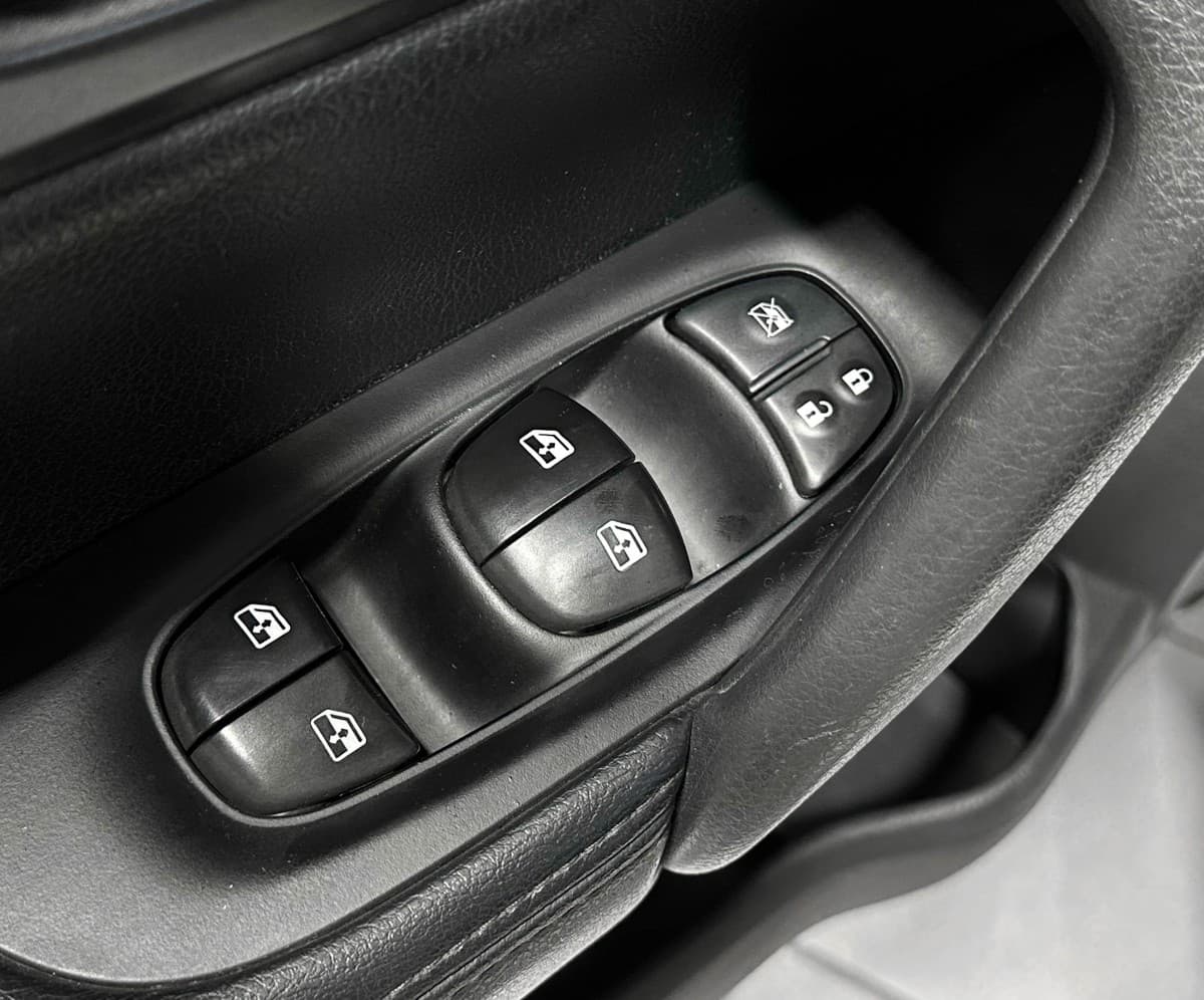 Nissan Qashqai - фото 17