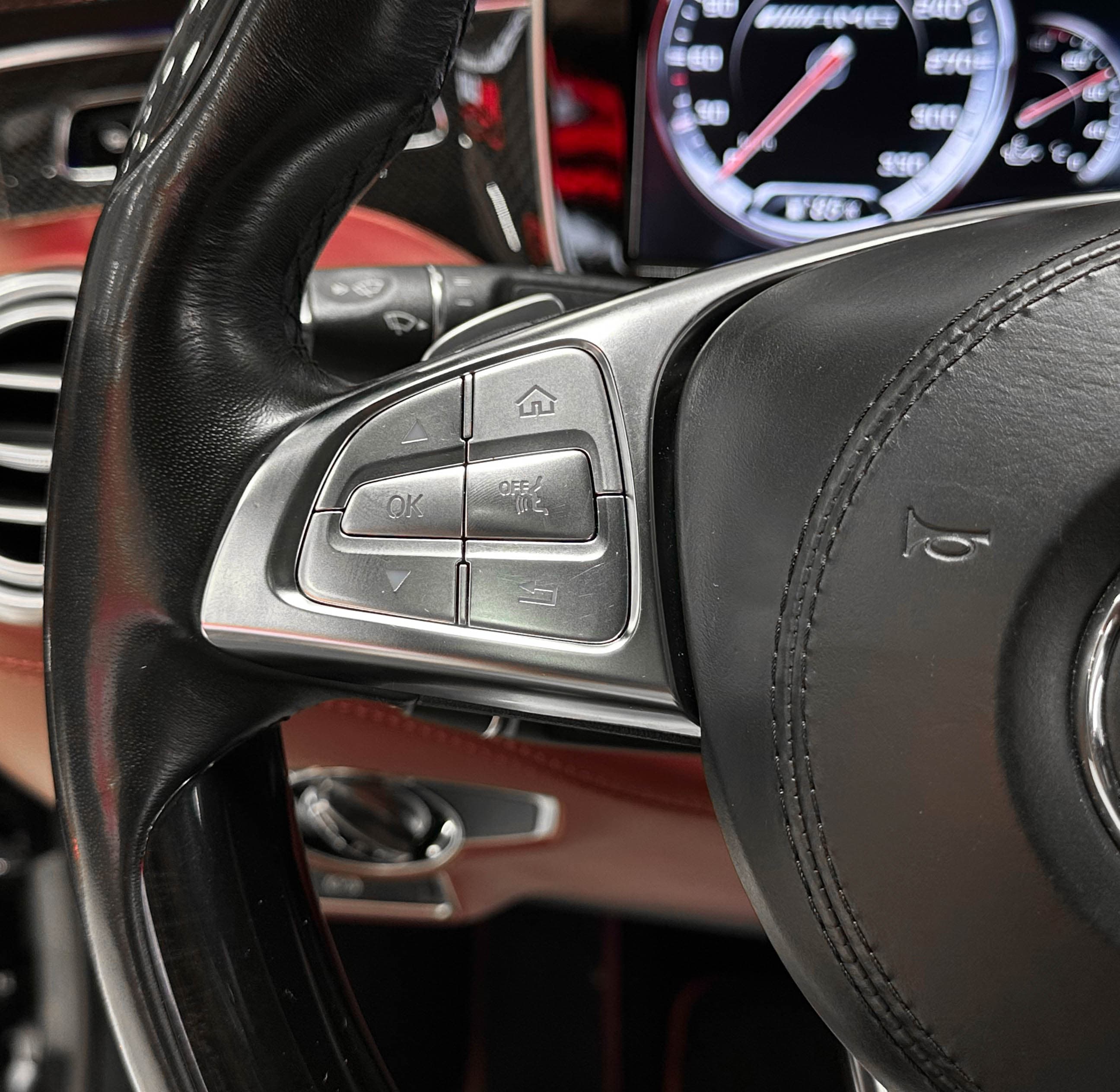 Mercedes-Benz S-Класс S63 AMG 4MATIC - фото 23