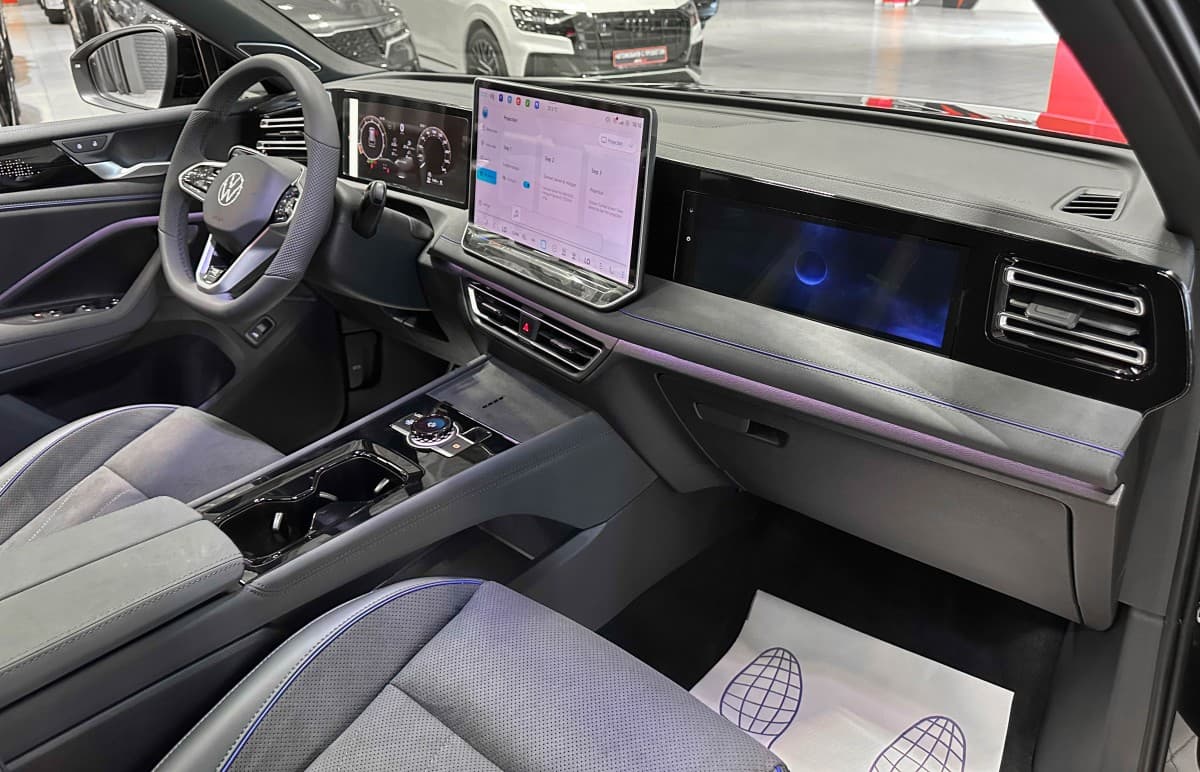 Volkswagen Tiguan L - фото 16