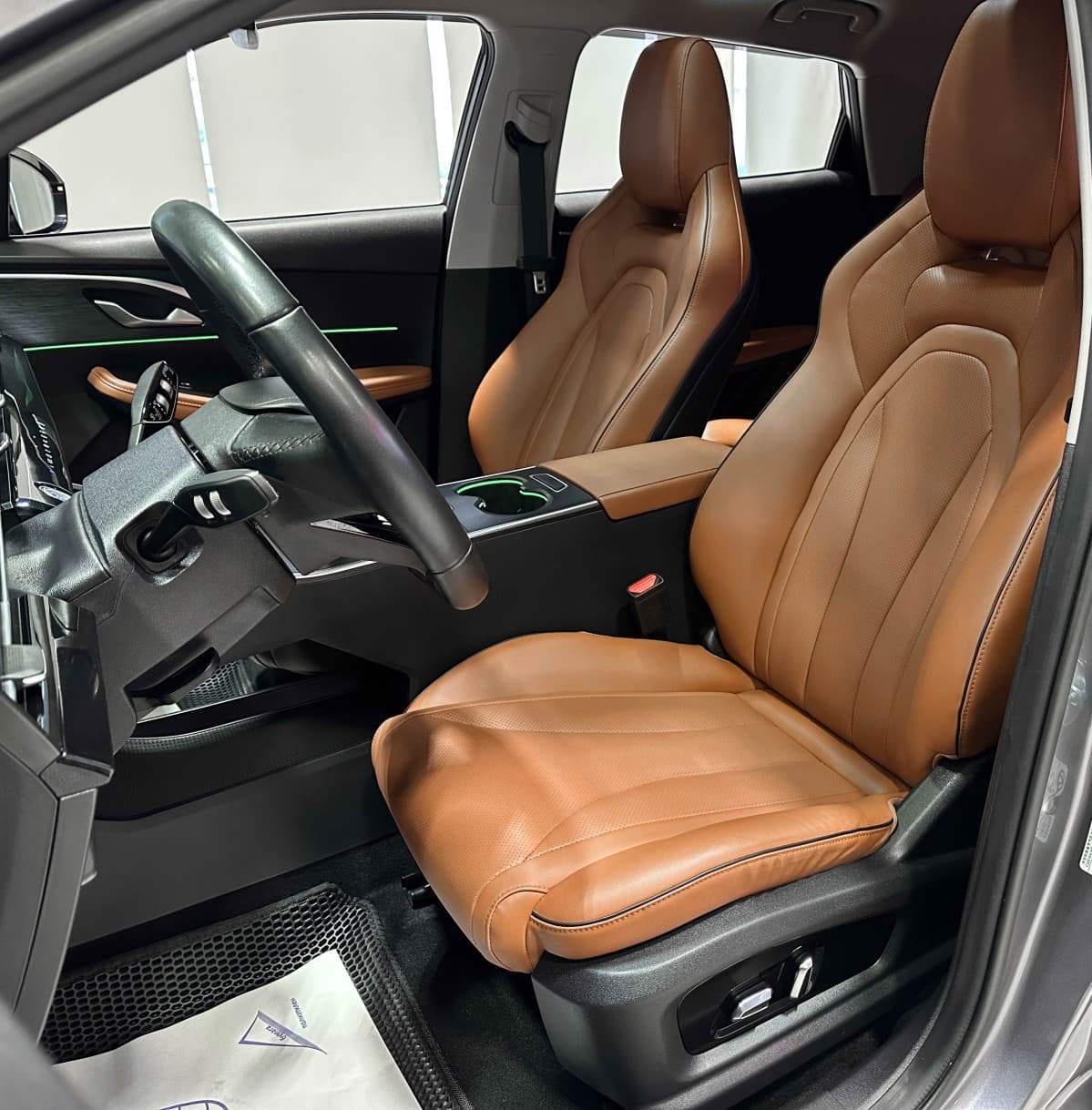 Omoda C5 - фото 11