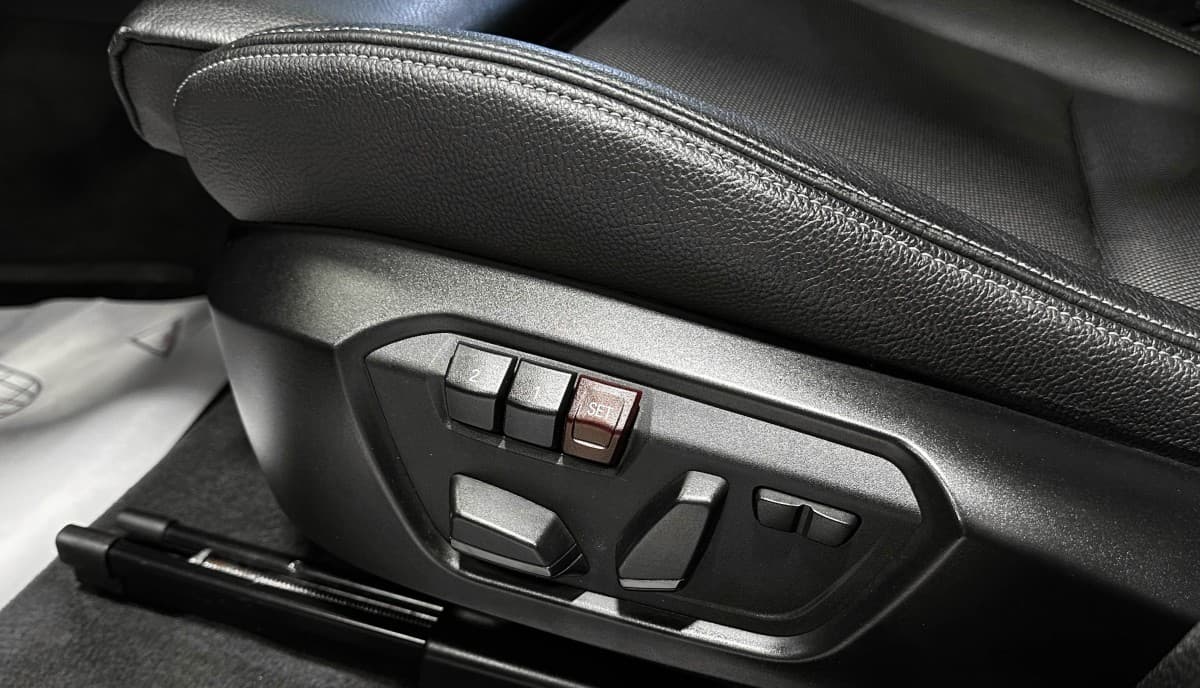 BMW X4 - фото 18