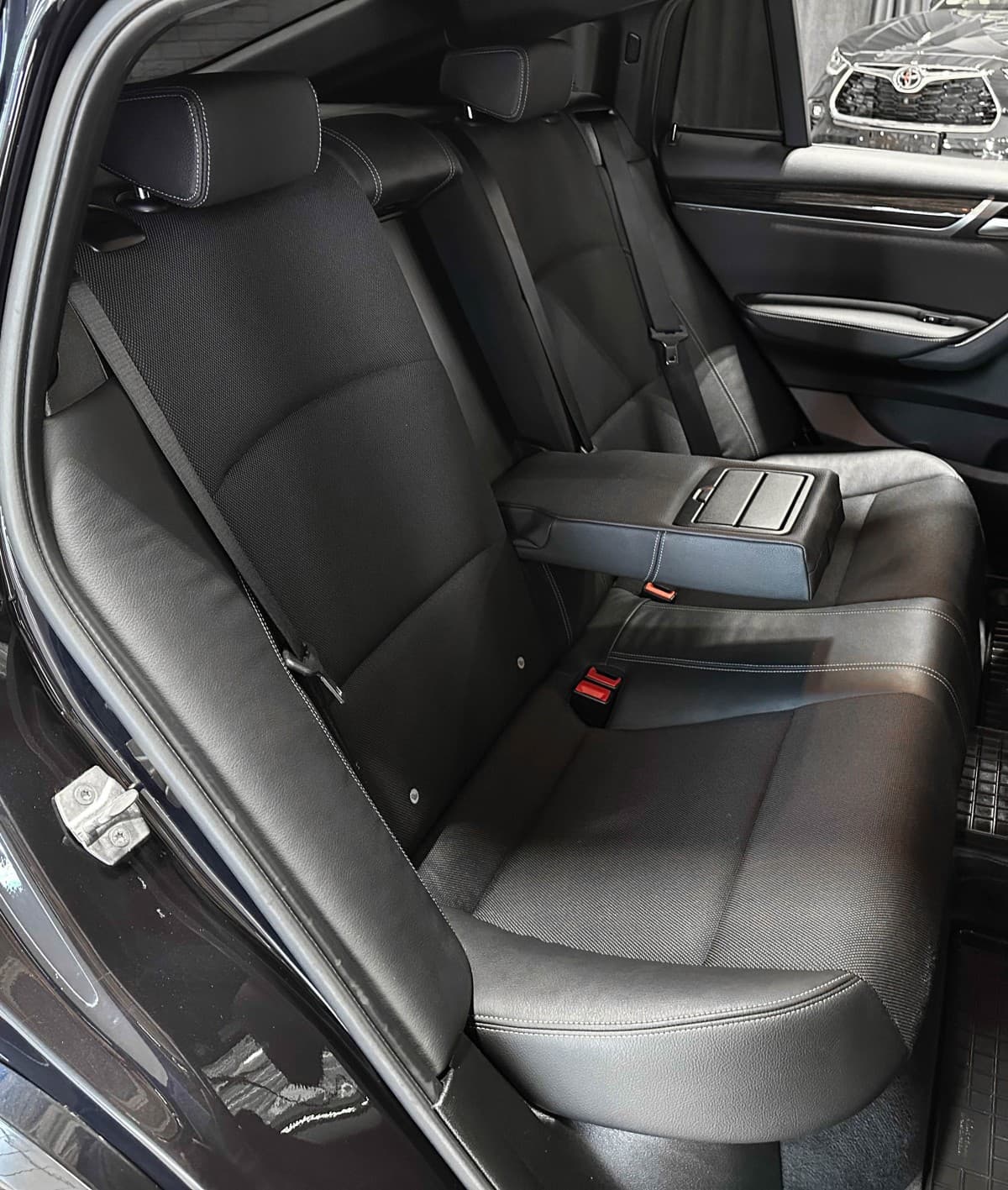 BMW X4 - фото 14