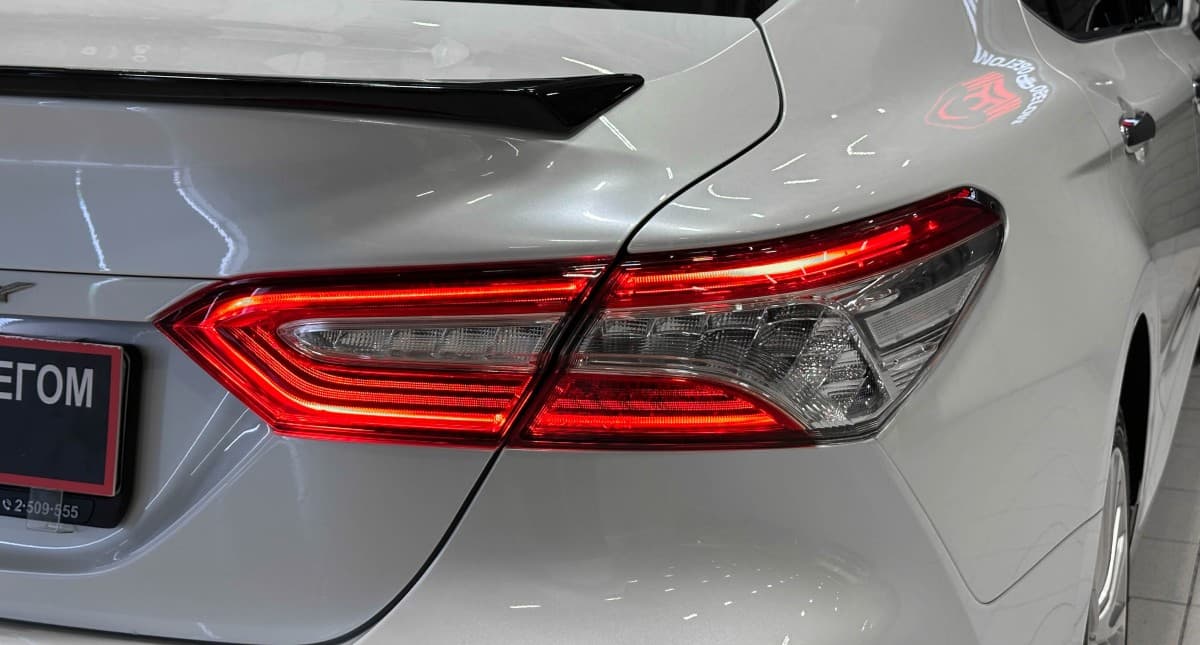 Toyota Camry - фото 8