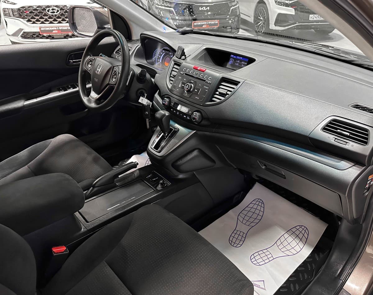 Honda CR-V - фото 17