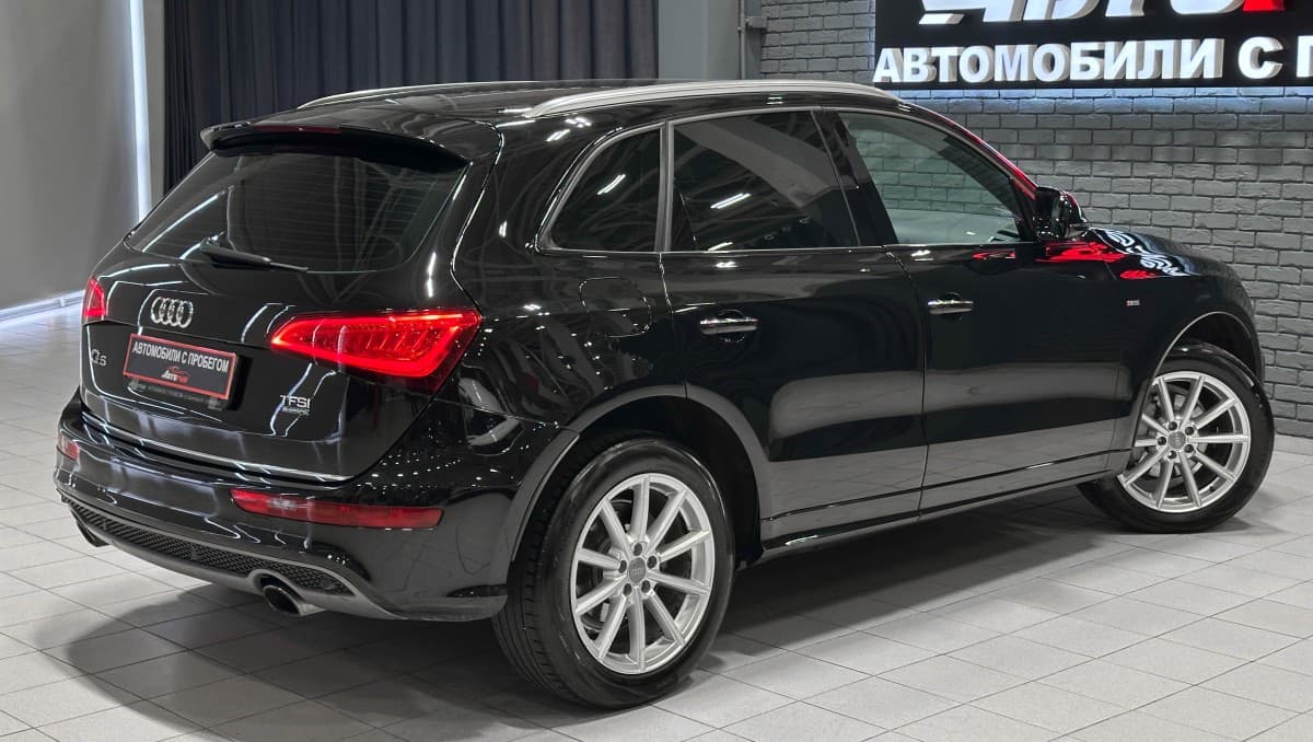Audi Q5 - фото 6