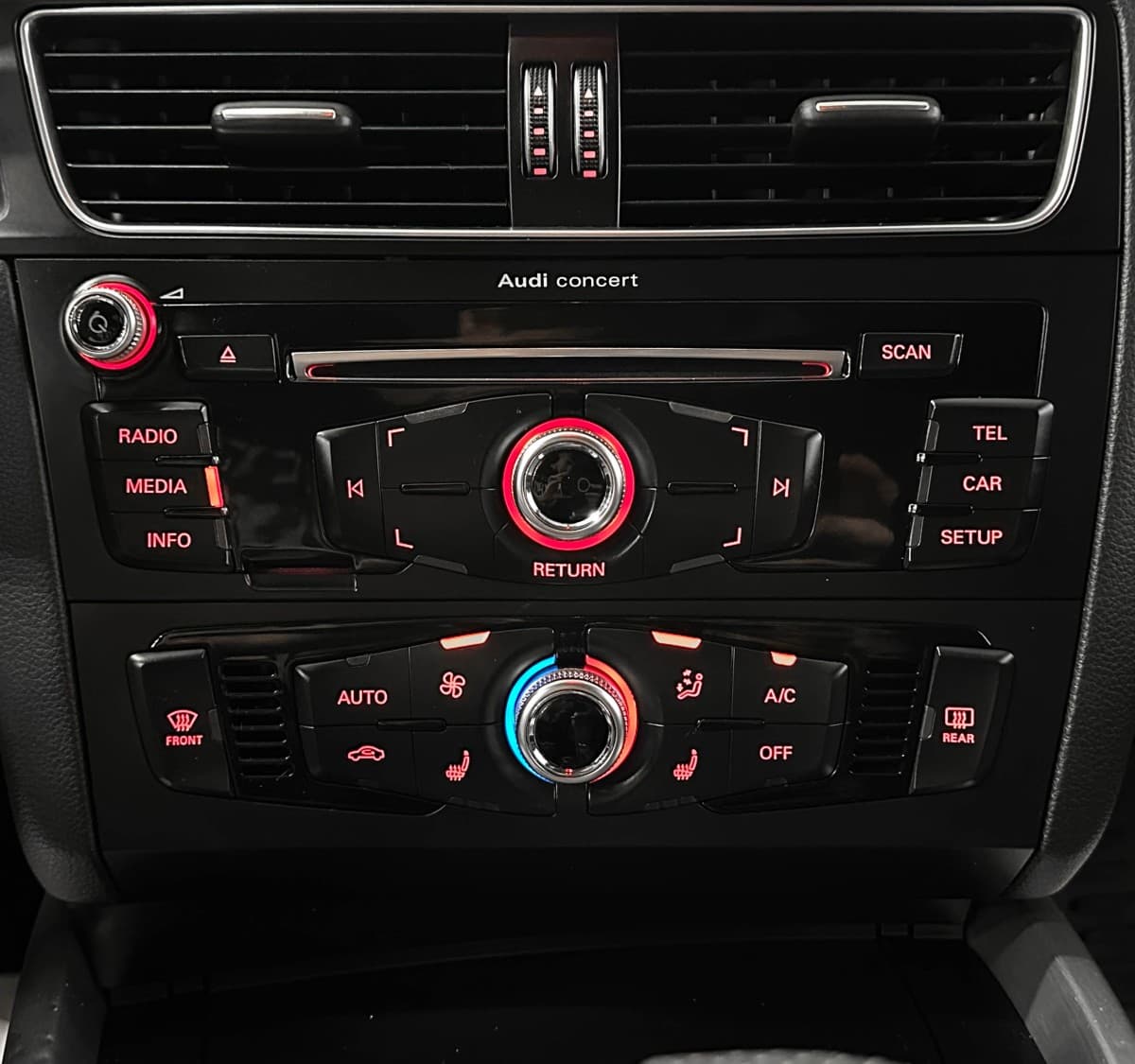 Audi Q5 - фото 22
