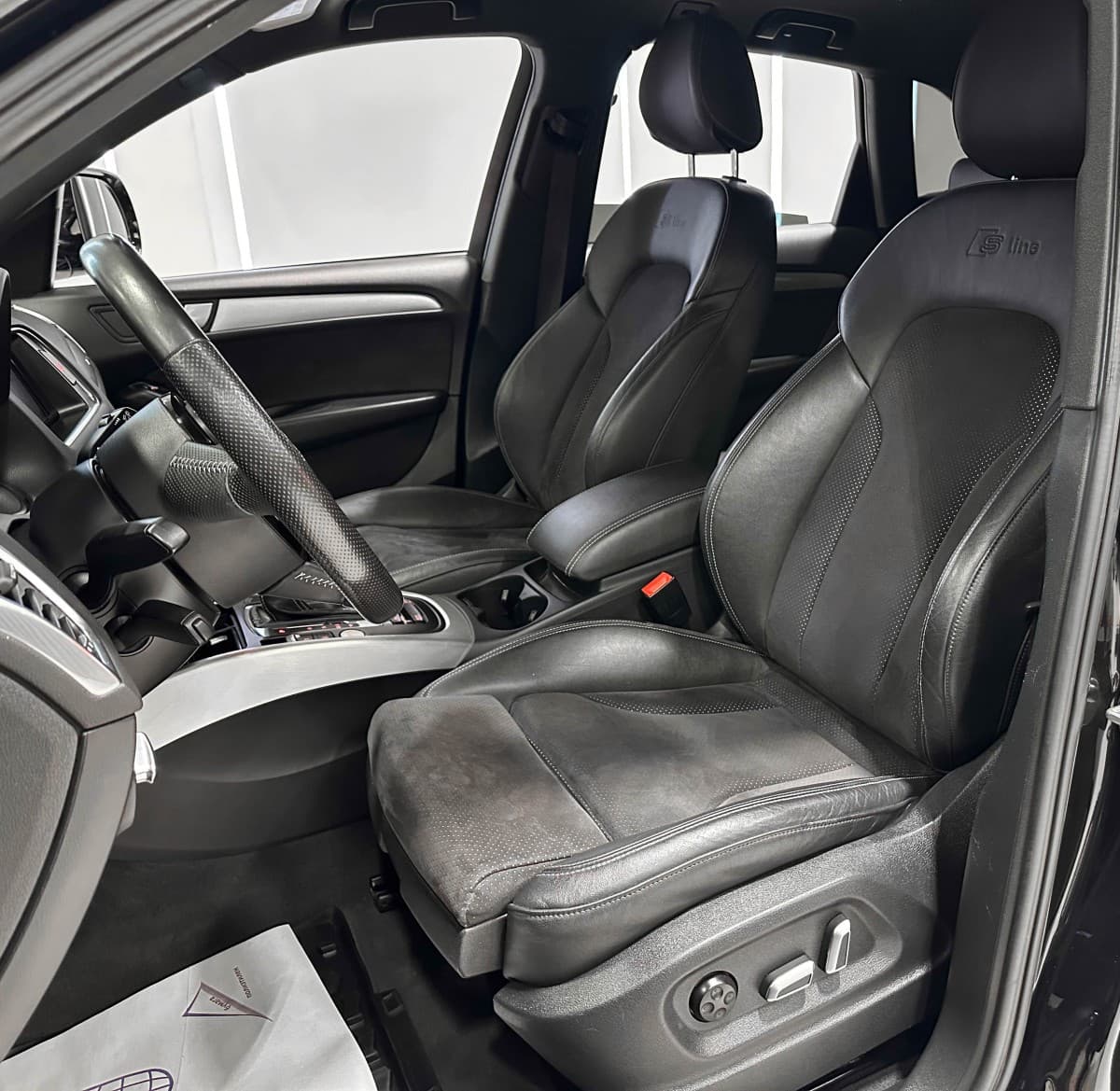 Audi Q5 - фото 11