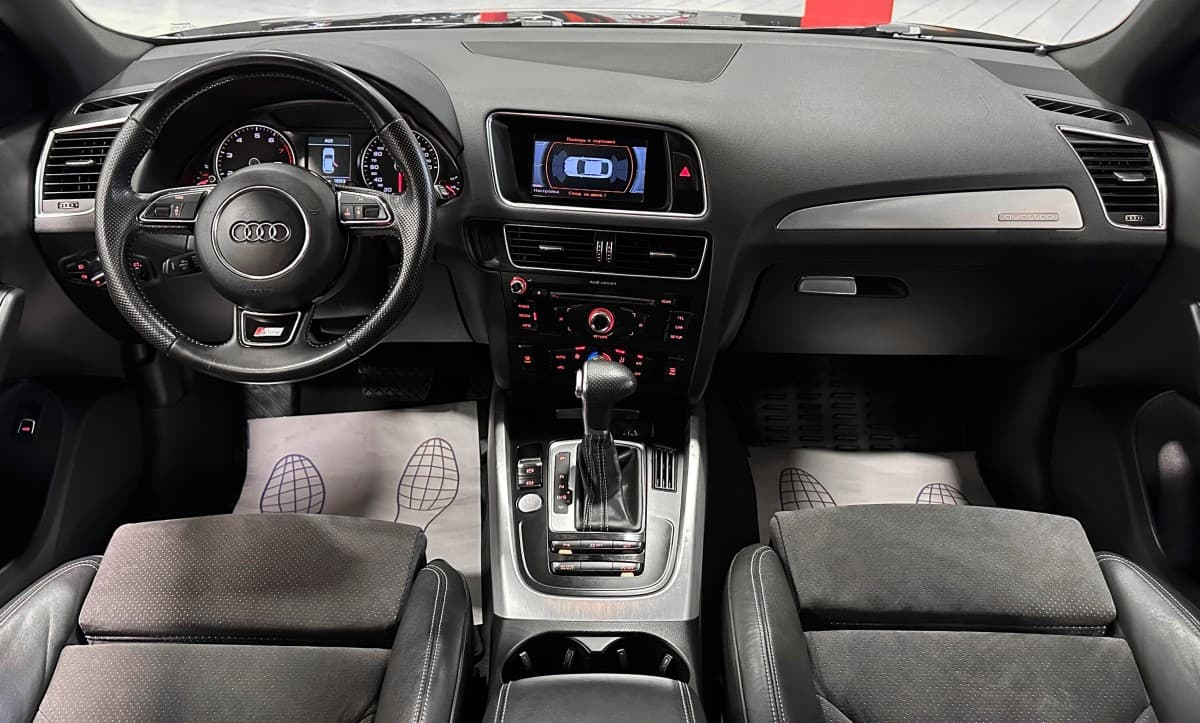 Audi Q5 - фото 25
