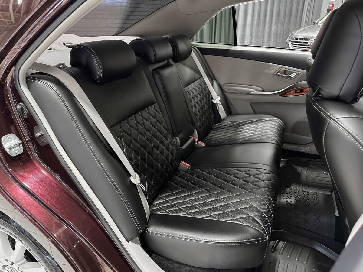 Toyota Premio - фото 12
