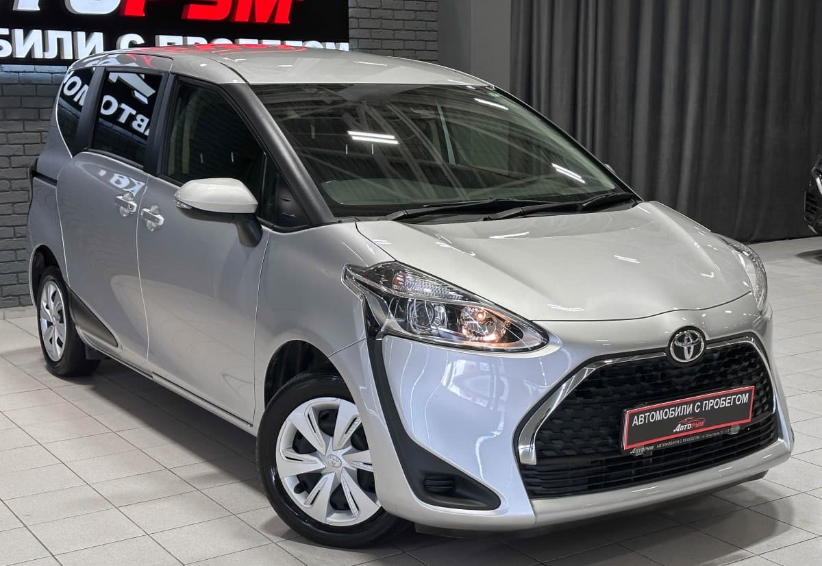 Toyota Sienta - 5
