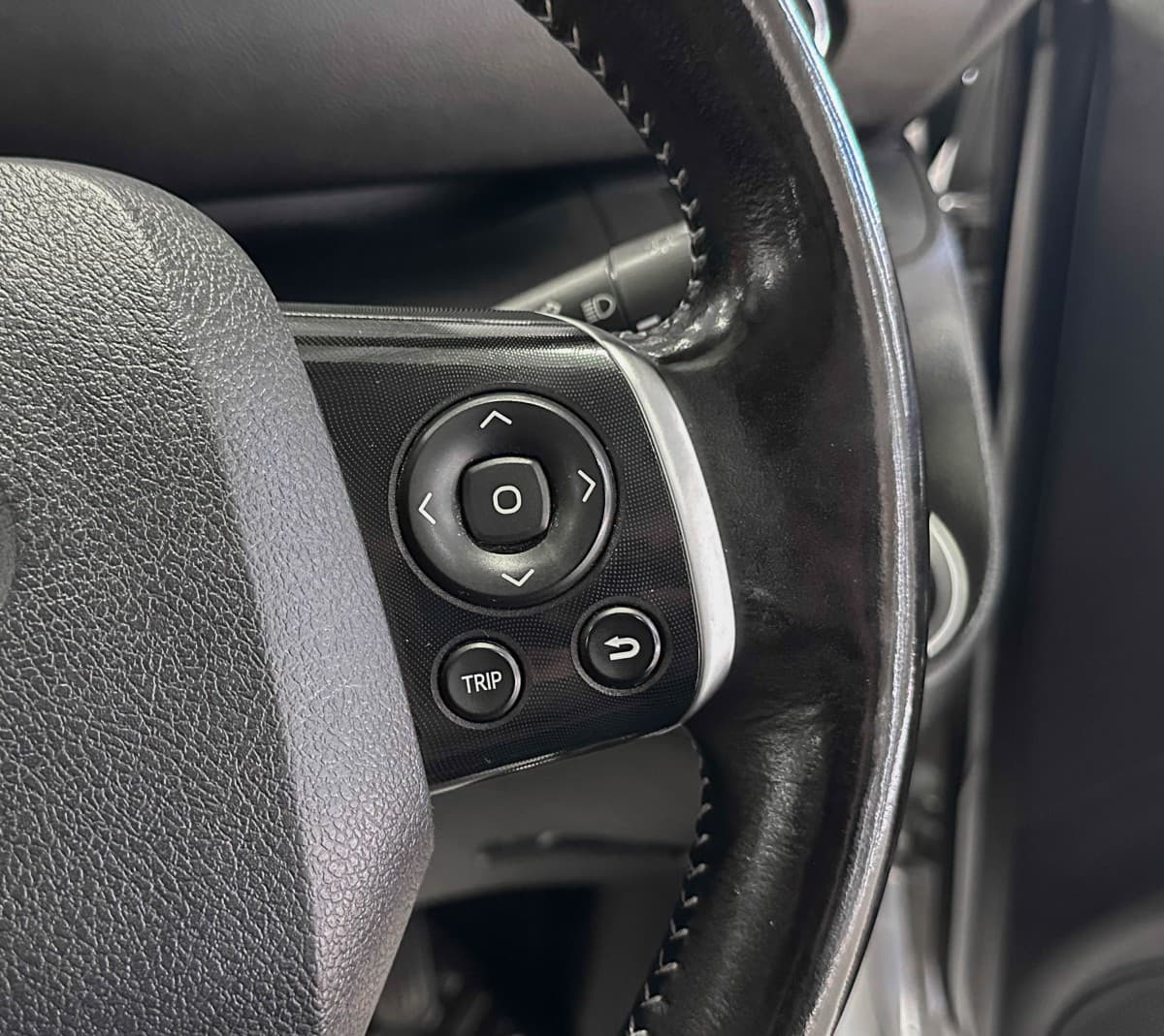 Toyota Sienta - фото 21