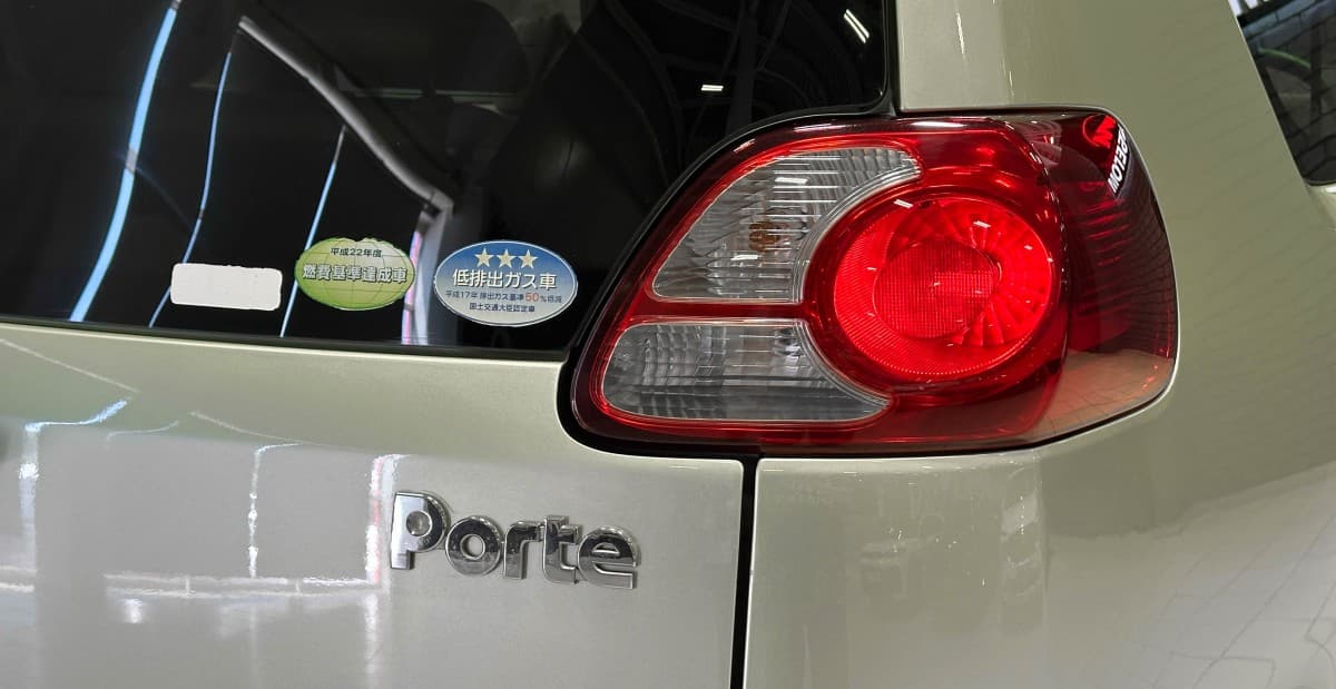 Toyota Porte - фото 8