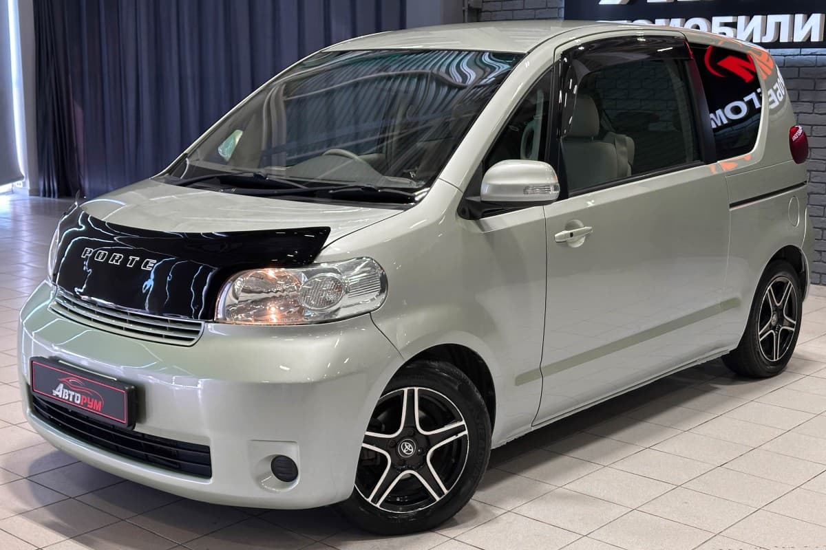 Toyota Porte - 2