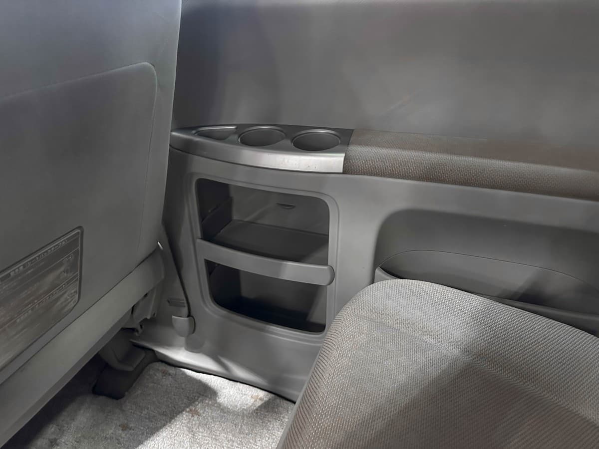 Toyota Porte - фото 13