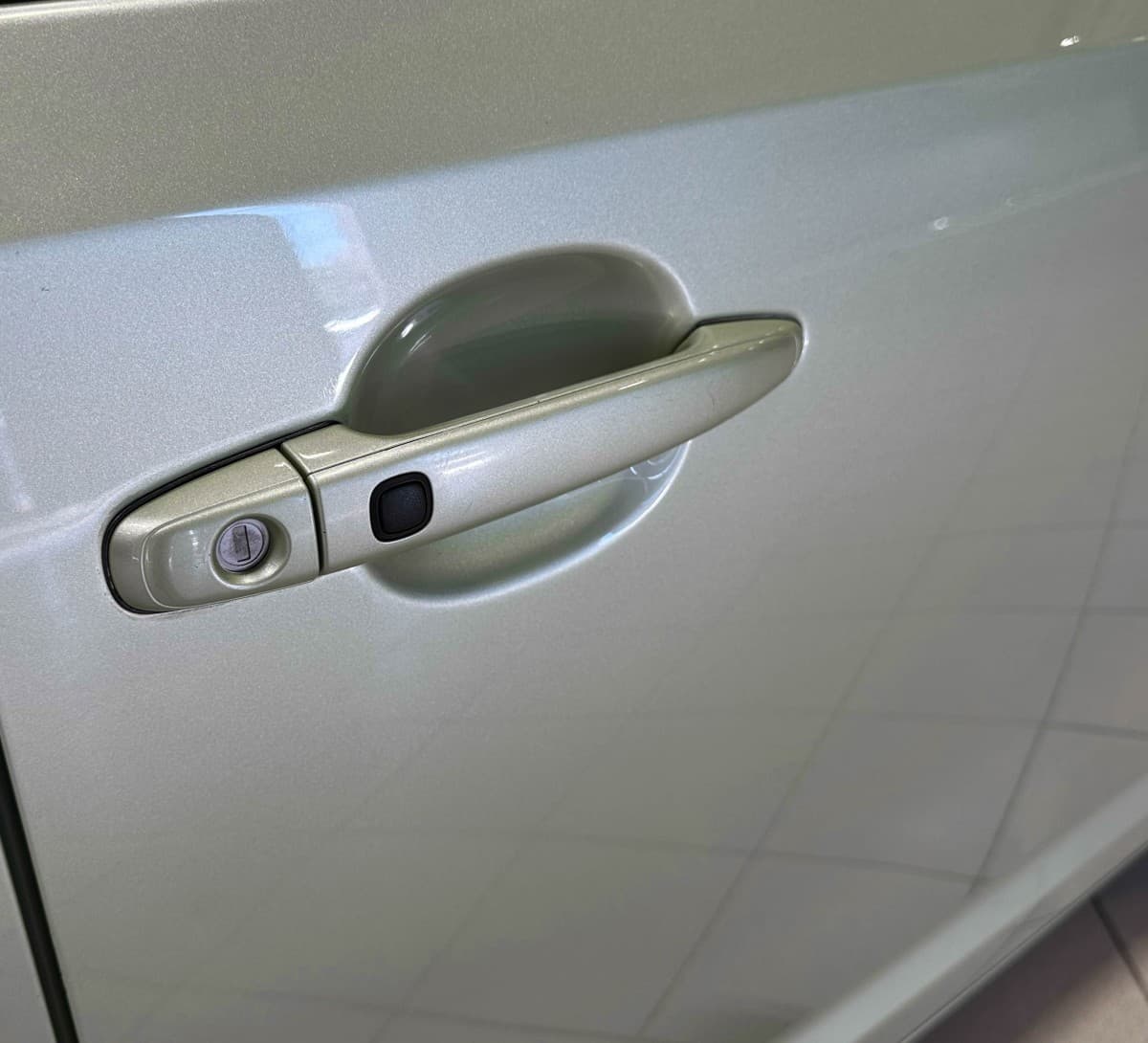 Toyota Porte - фото 20
