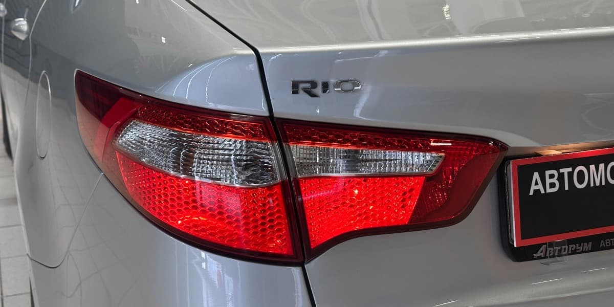 Kia Rio - фото 8