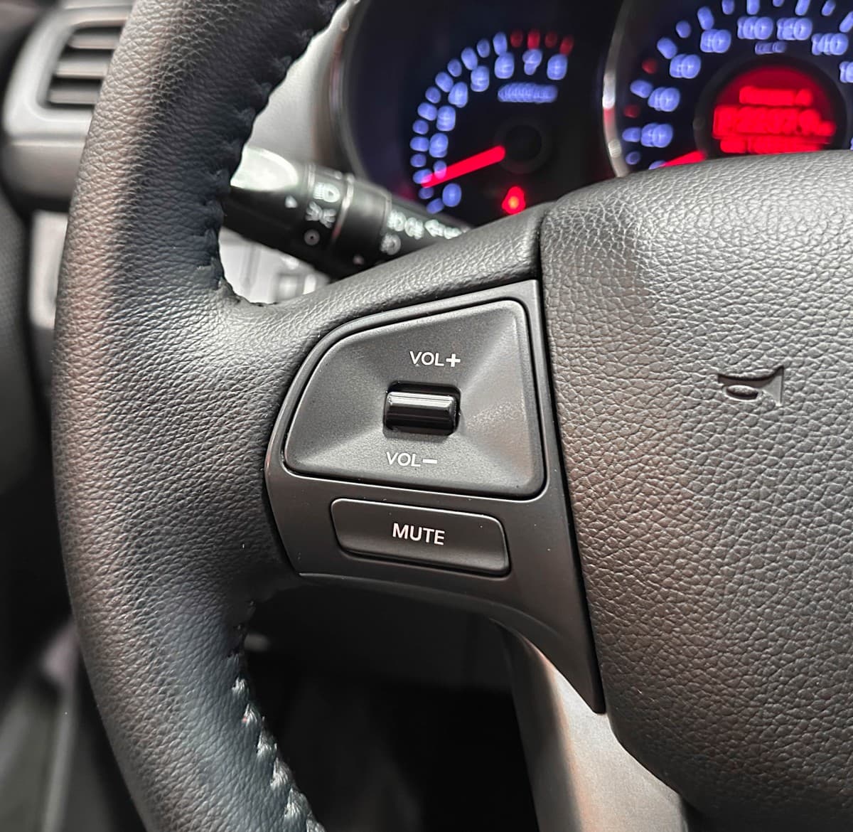 Kia Rio - фото 20