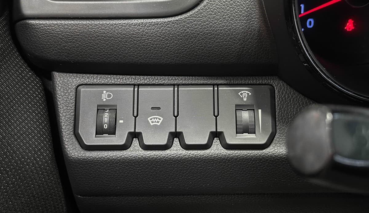 Kia Rio - фото 18
