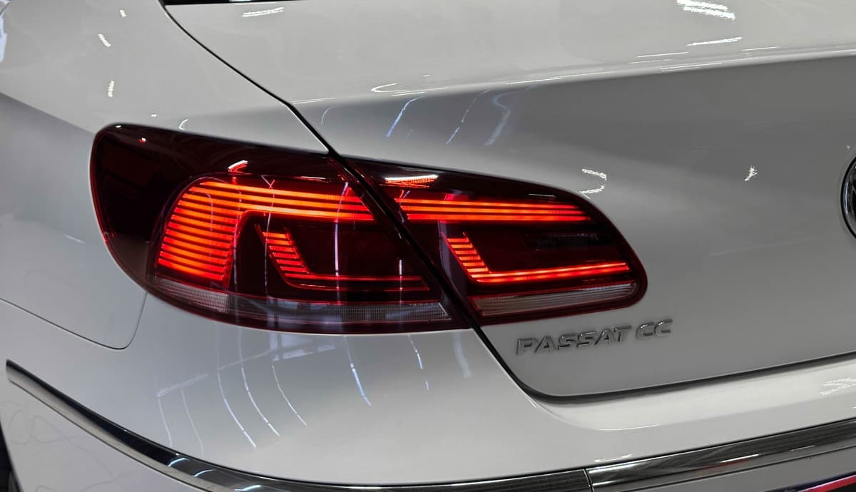 Volkswagen Passat CC - фото 8