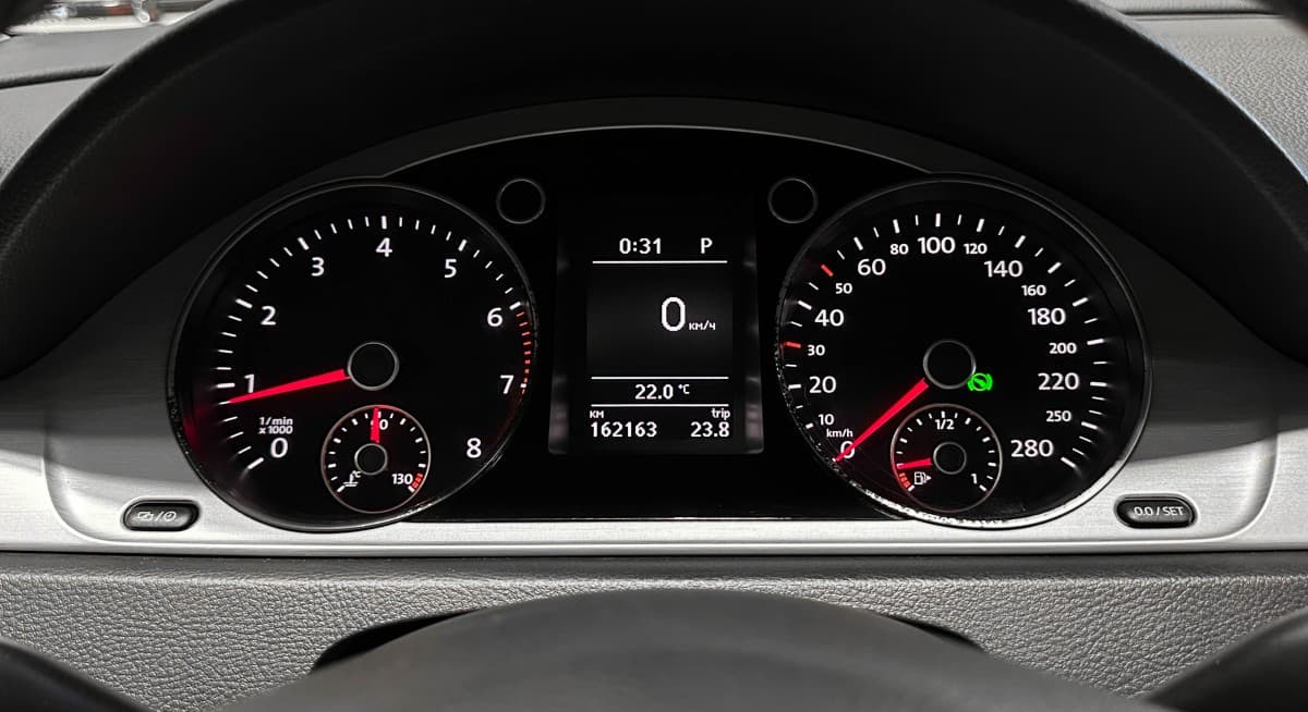 Volkswagen Passat CC - фото 22