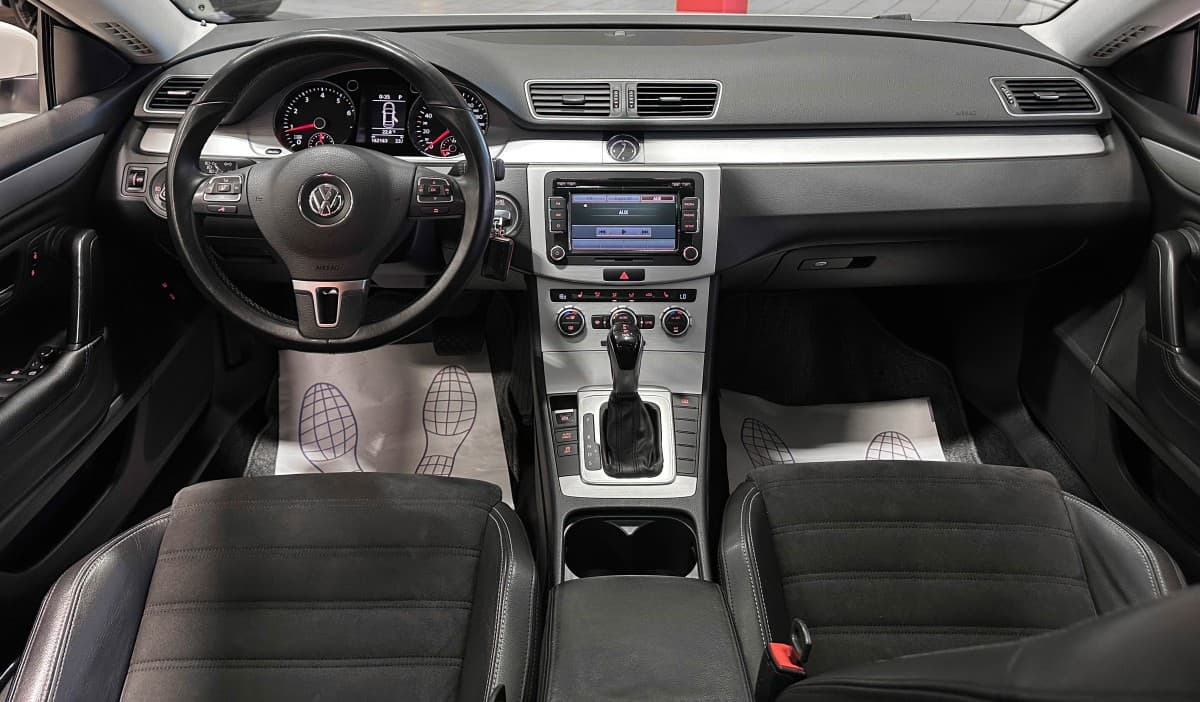 Volkswagen Passat CC - фото 30