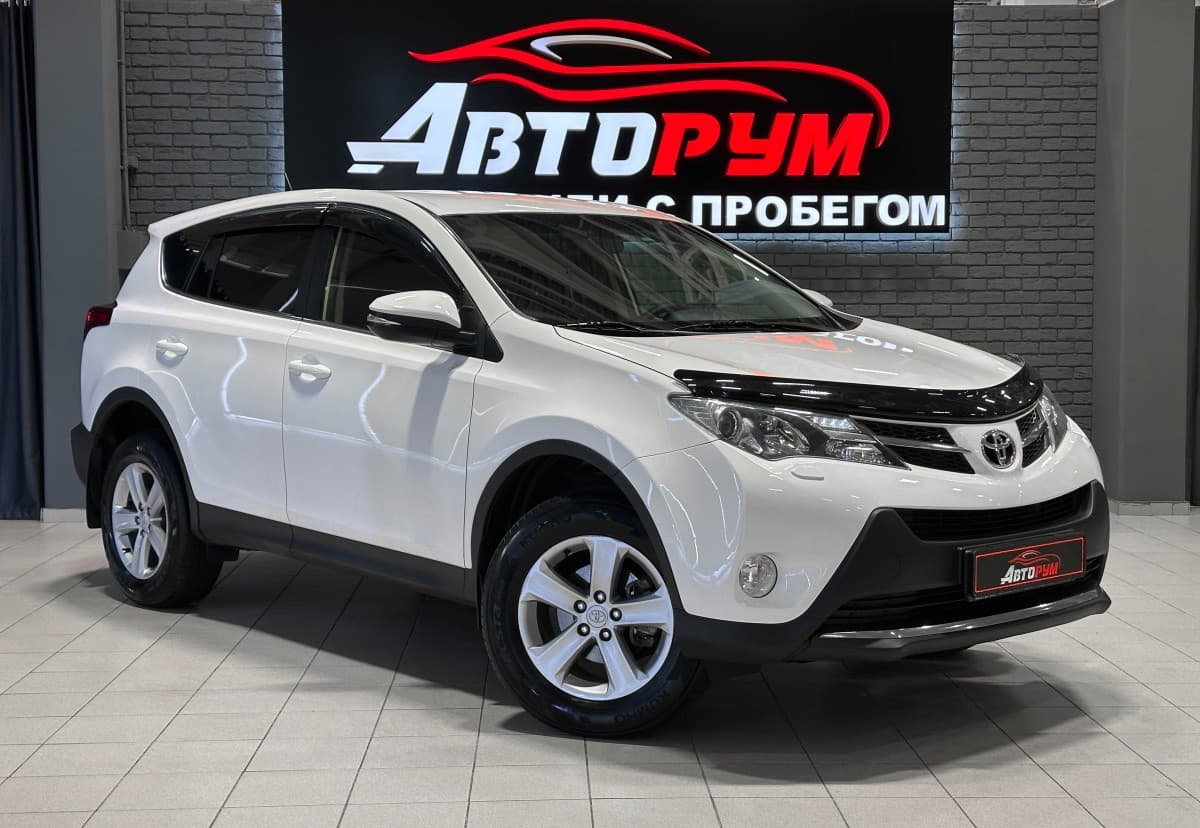 Toyota RAV4 - 1