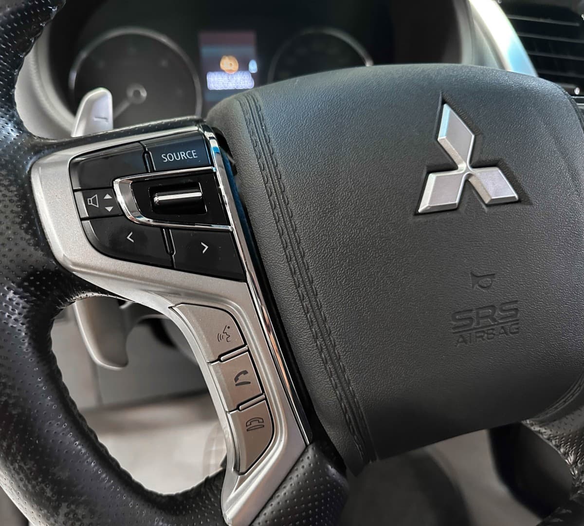 Mitsubishi Pajero Sport - фото 20