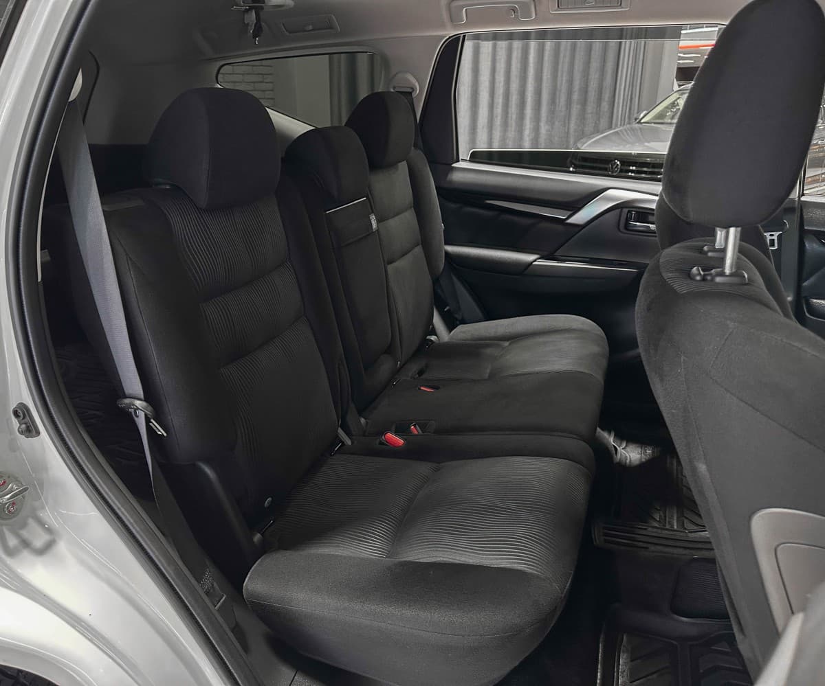 Mitsubishi Pajero Sport - фото 15