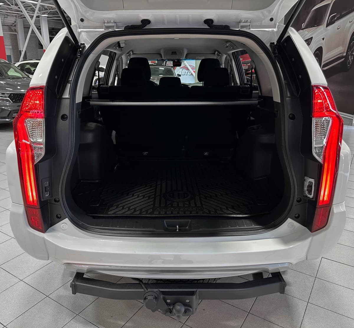 Mitsubishi Pajero Sport - фото 14