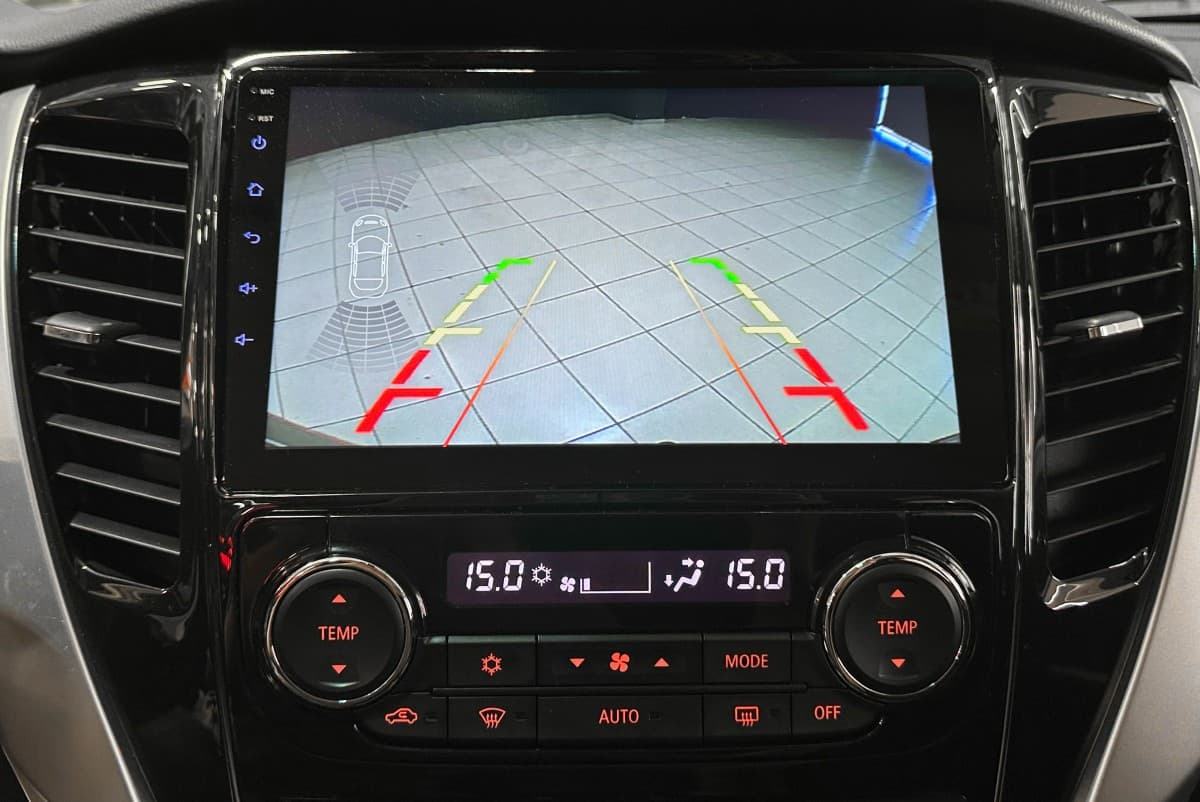Mitsubishi Pajero Sport - фото 24