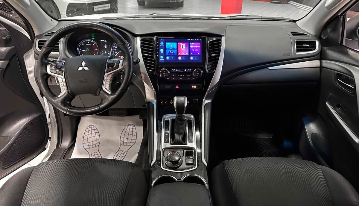 Mitsubishi Pajero Sport - фото 27