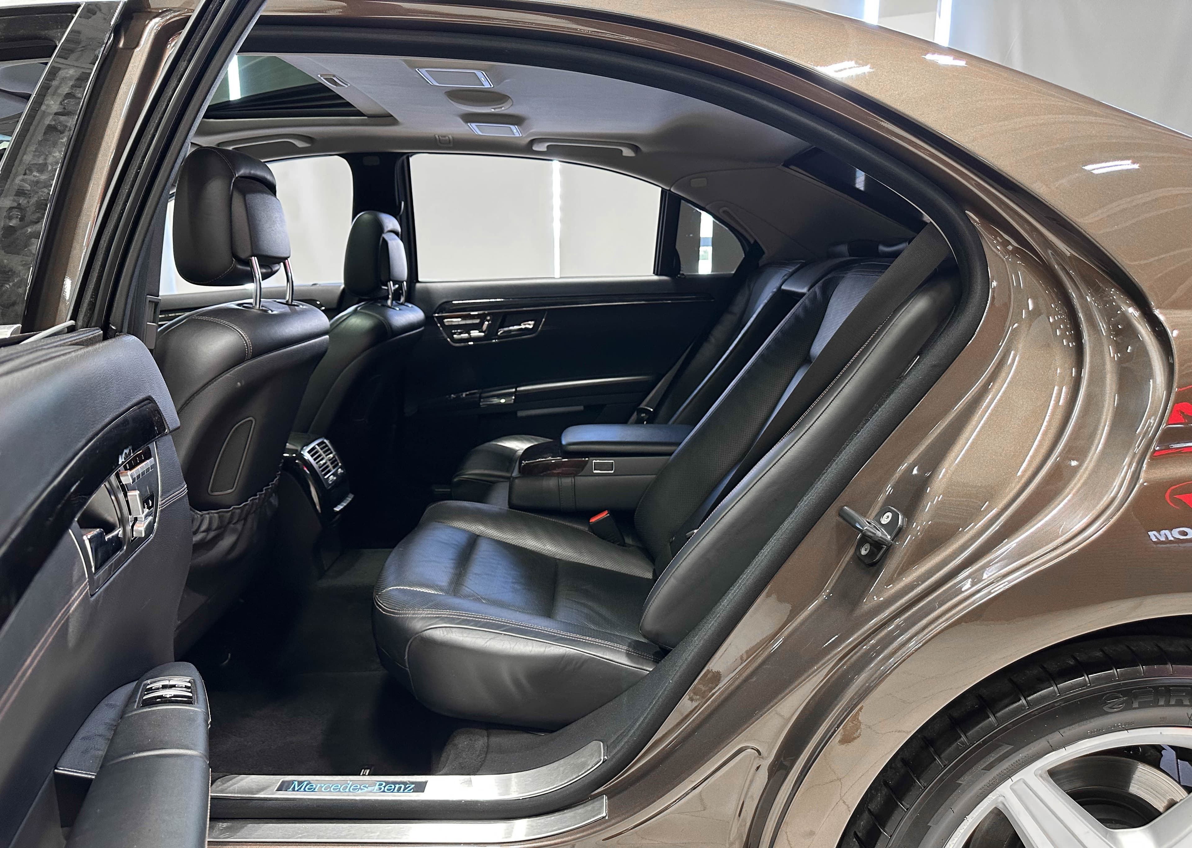 Mercedes-Benz S-Класс - фото 15