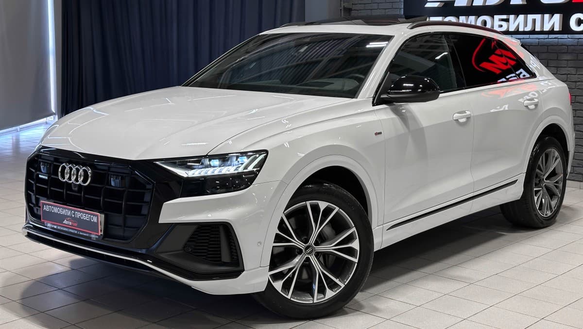 Audi Q8 - 2