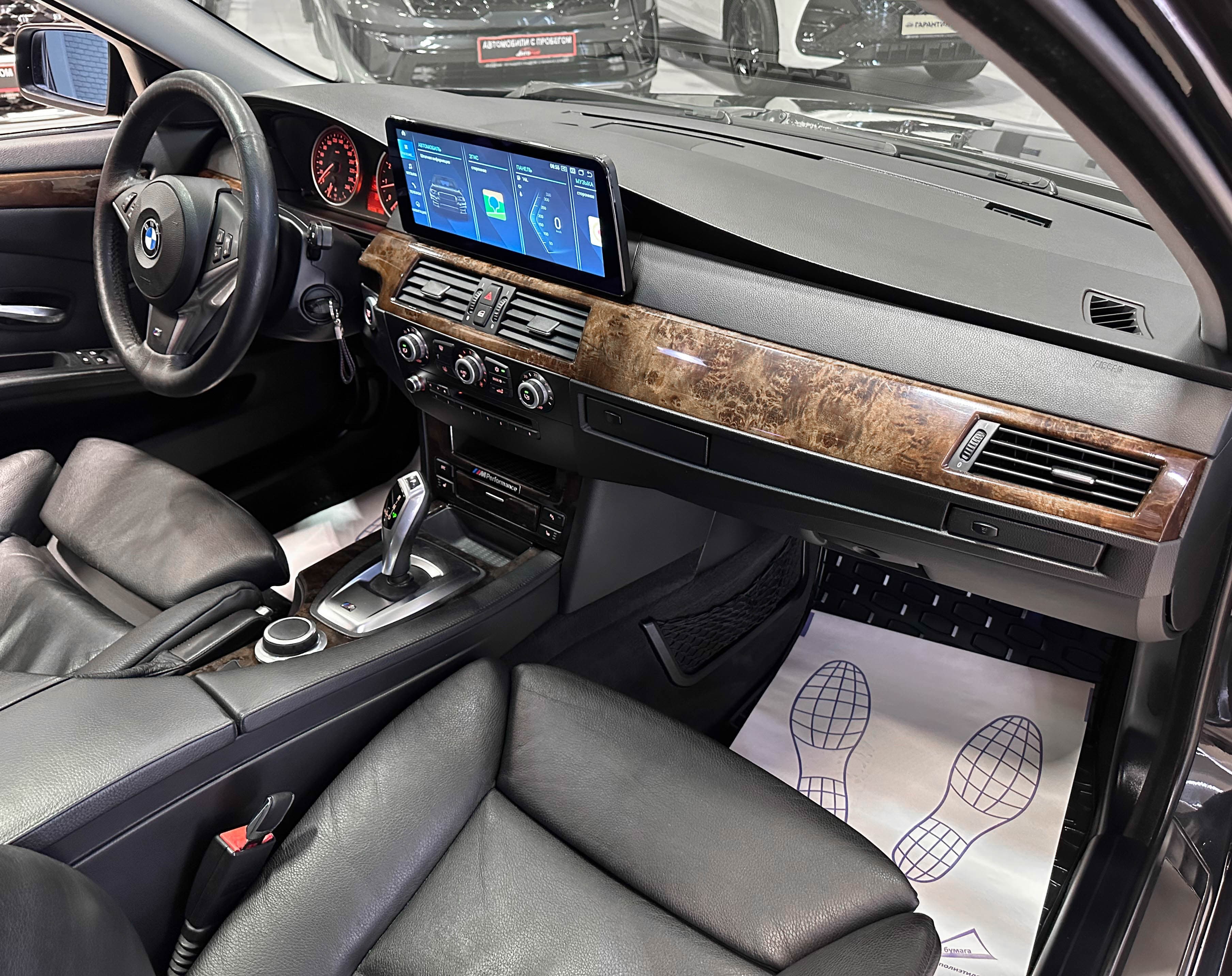 BMW 525I - фото 19