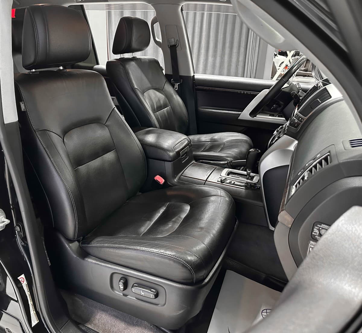 Toyota Land Cruiser - фото 15