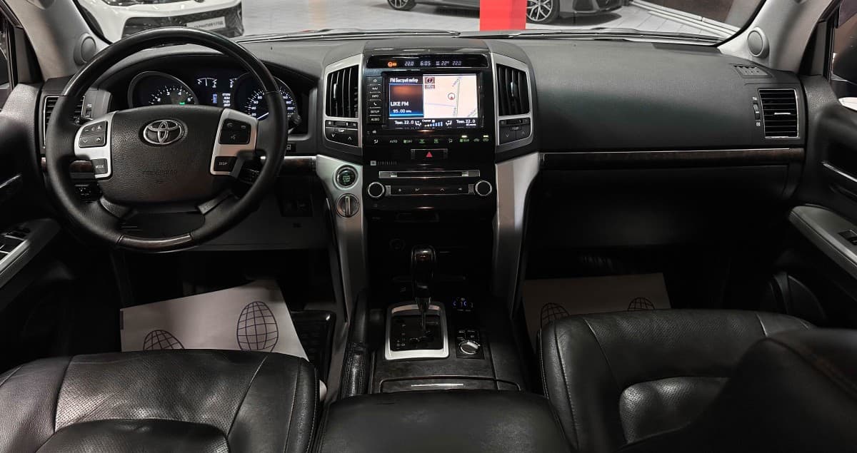 Toyota Land Cruiser - фото 29