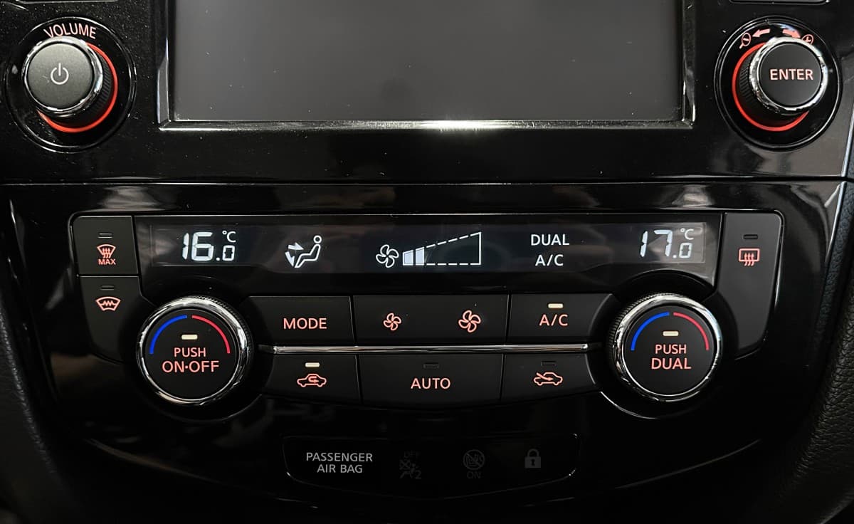 Nissan Qashqai - фото 22