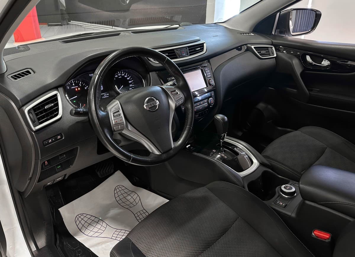 Nissan Qashqai - фото 10