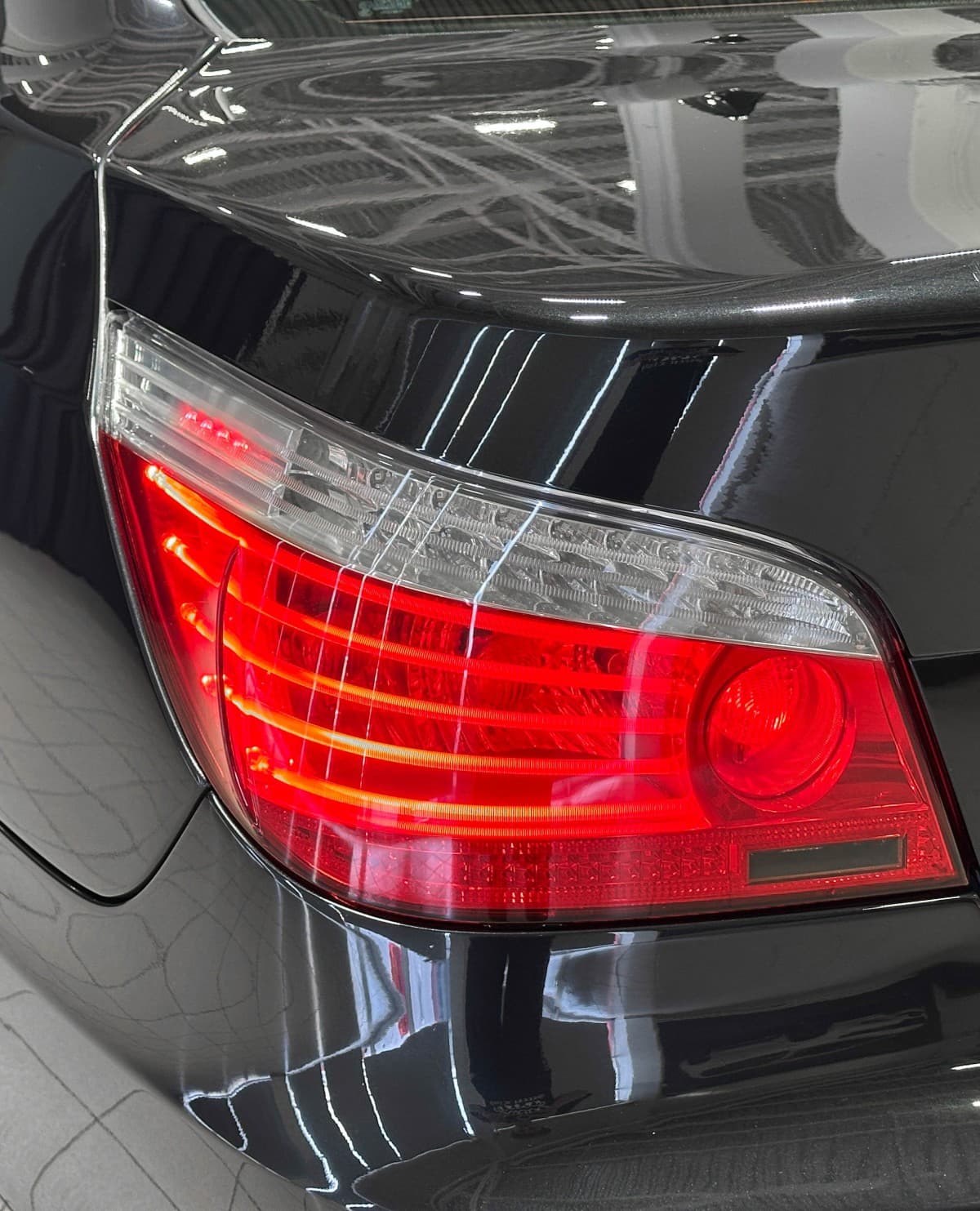 BMW 525I - фото 8