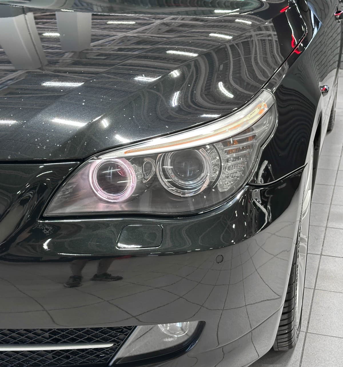 BMW 525I - 4