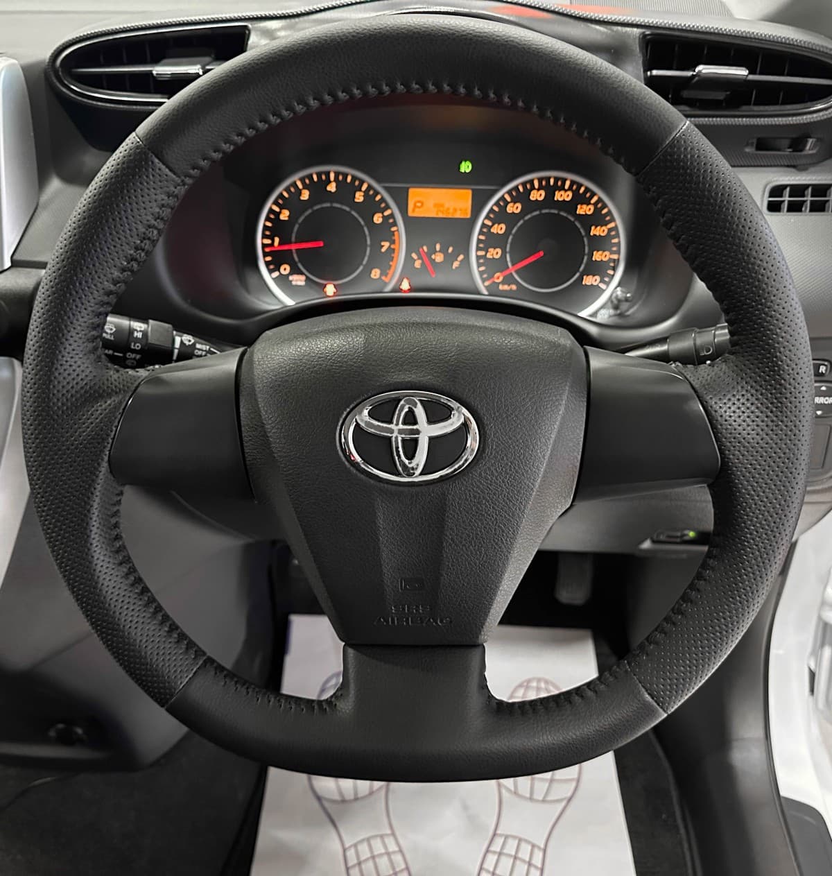 Toyota Wish - фото 24