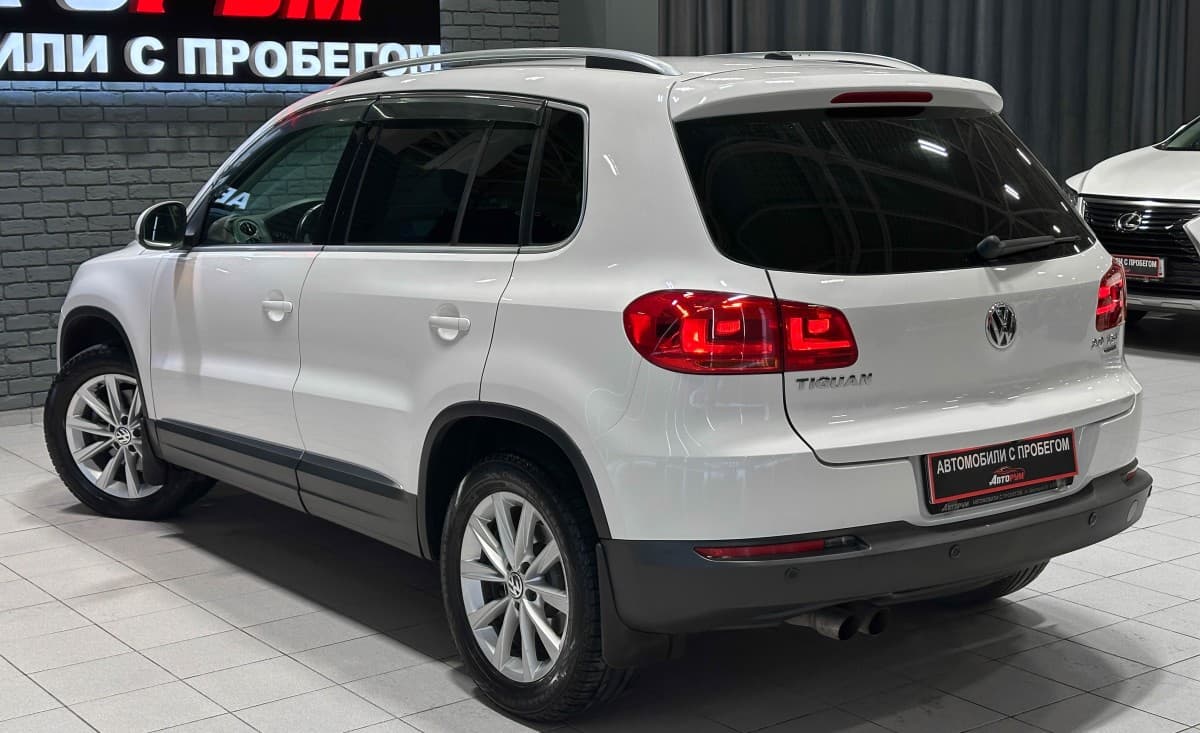 Volkswagen Tiguan - фото 9