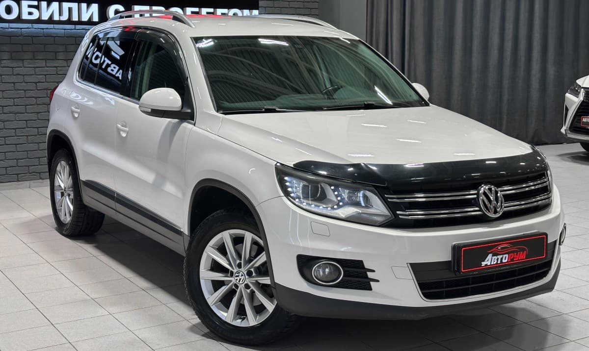 Volkswagen Tiguan - 5