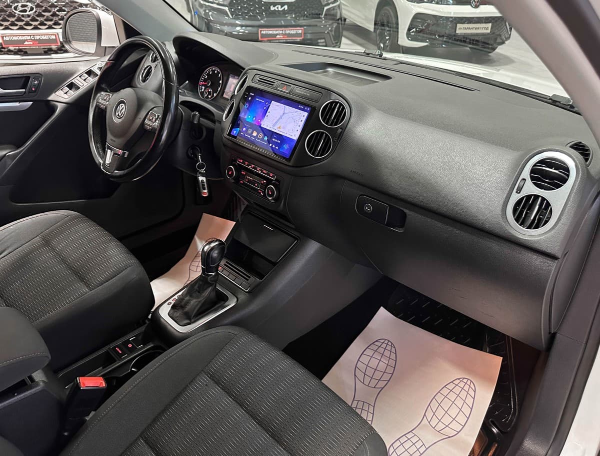 Volkswagen Tiguan - фото 16