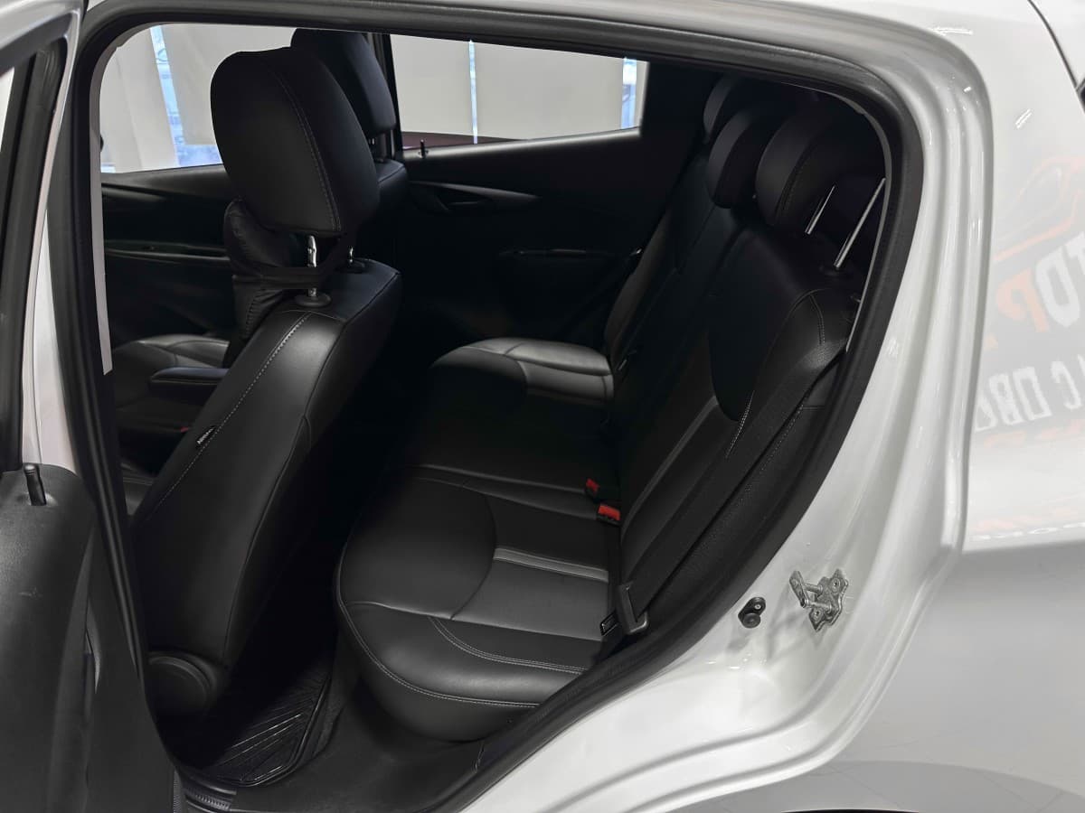 Chevrolet Spark - фото 12