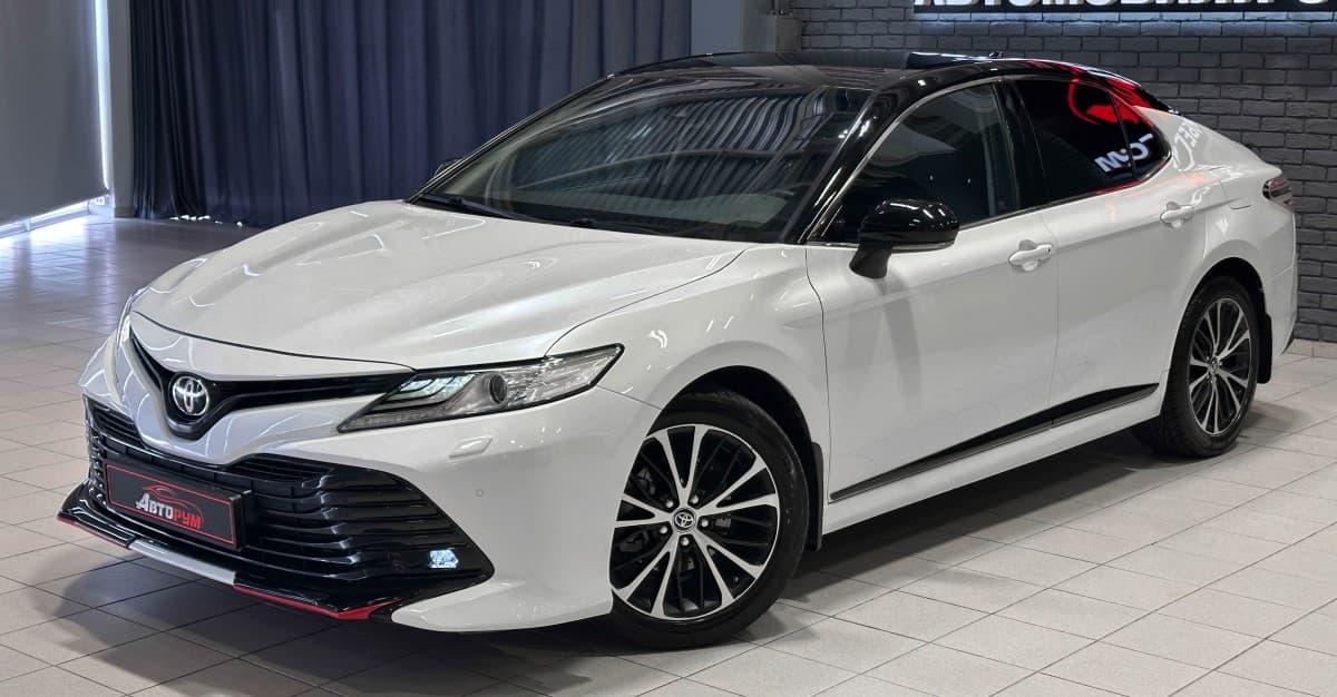 Toyota Camry - 2