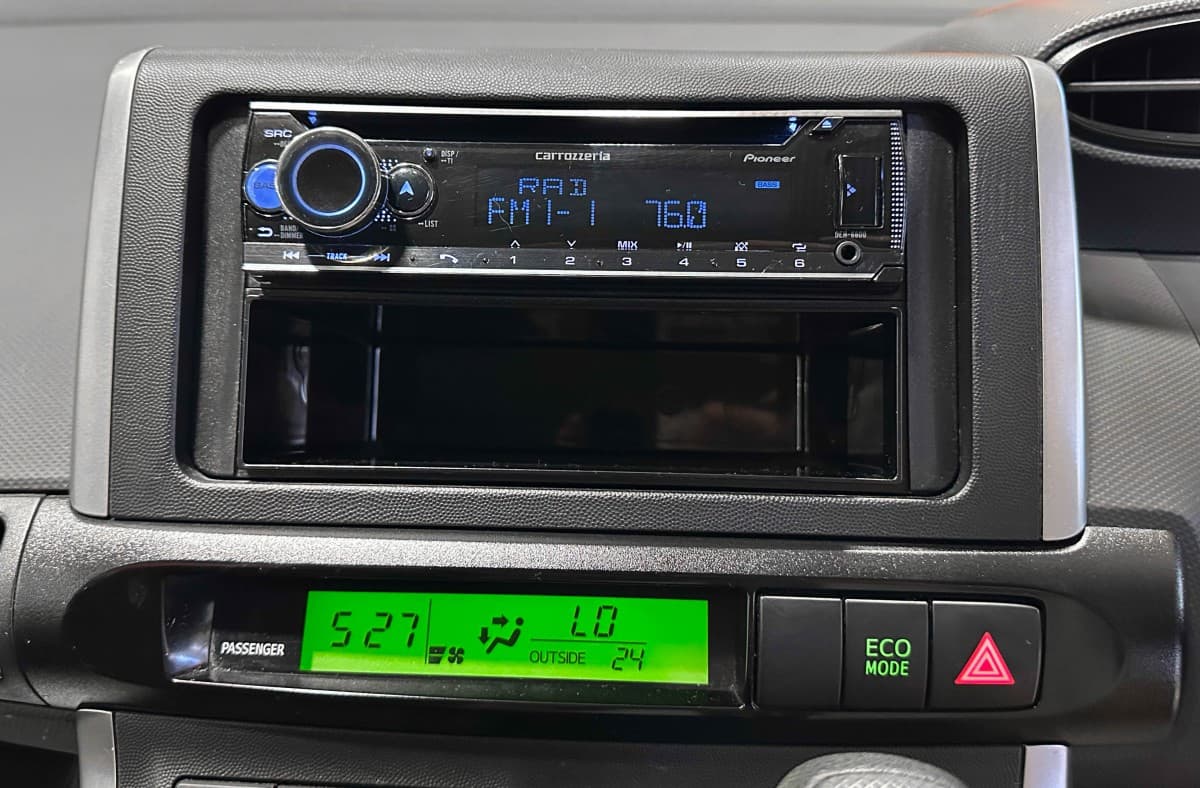 Toyota Wish - фото 21