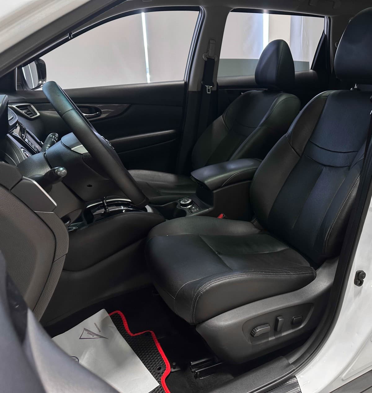 Nissan X-Trail - фото 11