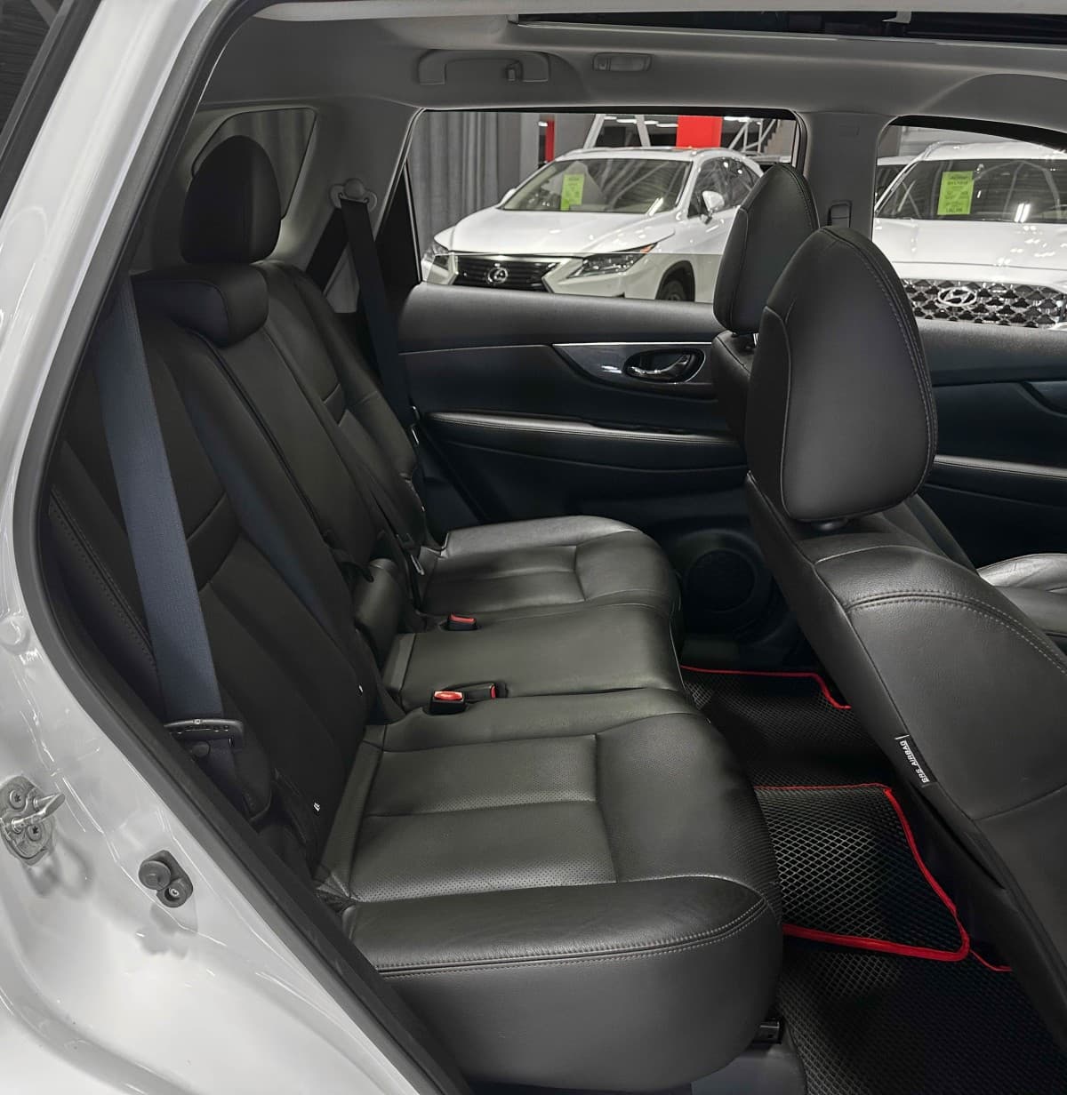 Nissan X-Trail - фото 14