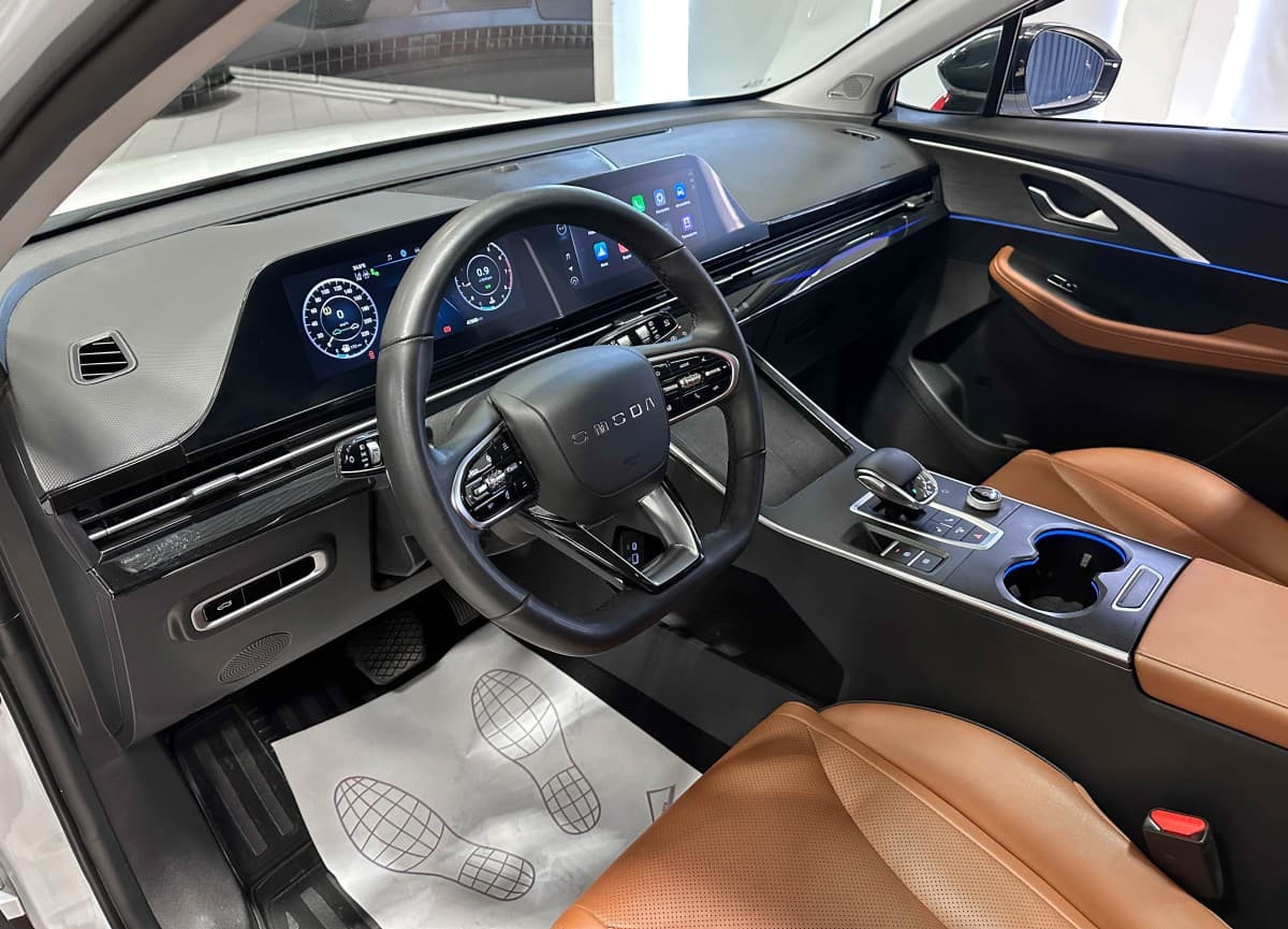 Omoda C5 - фото 10
